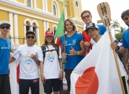Team Japan and Team Italy at the Parade of Nations. Credit: ISA/Michael Tweddle