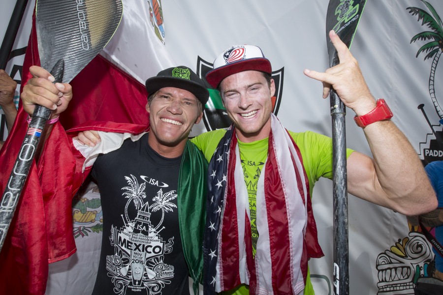 After being carried up the beach on the shoulders of their teammates, Mexico’s Felipe Hernandez (right) and USA’s Sean Poynter gave thanks to everyone in attendance and especially the host country. Viva la Mexico! Photo: ISA/Ben Reed