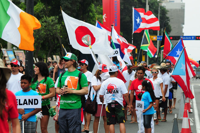 23 nations paraded through the streets of the beautiful surf town Miraflores in Lima, Peru. Photo: ISA/Tweddle